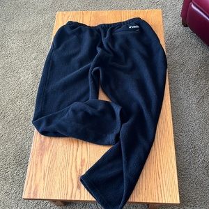 Men’s XL Columbia fleece base layer pants with drawstring.